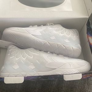 Puma Lamelo Ball MB.01
